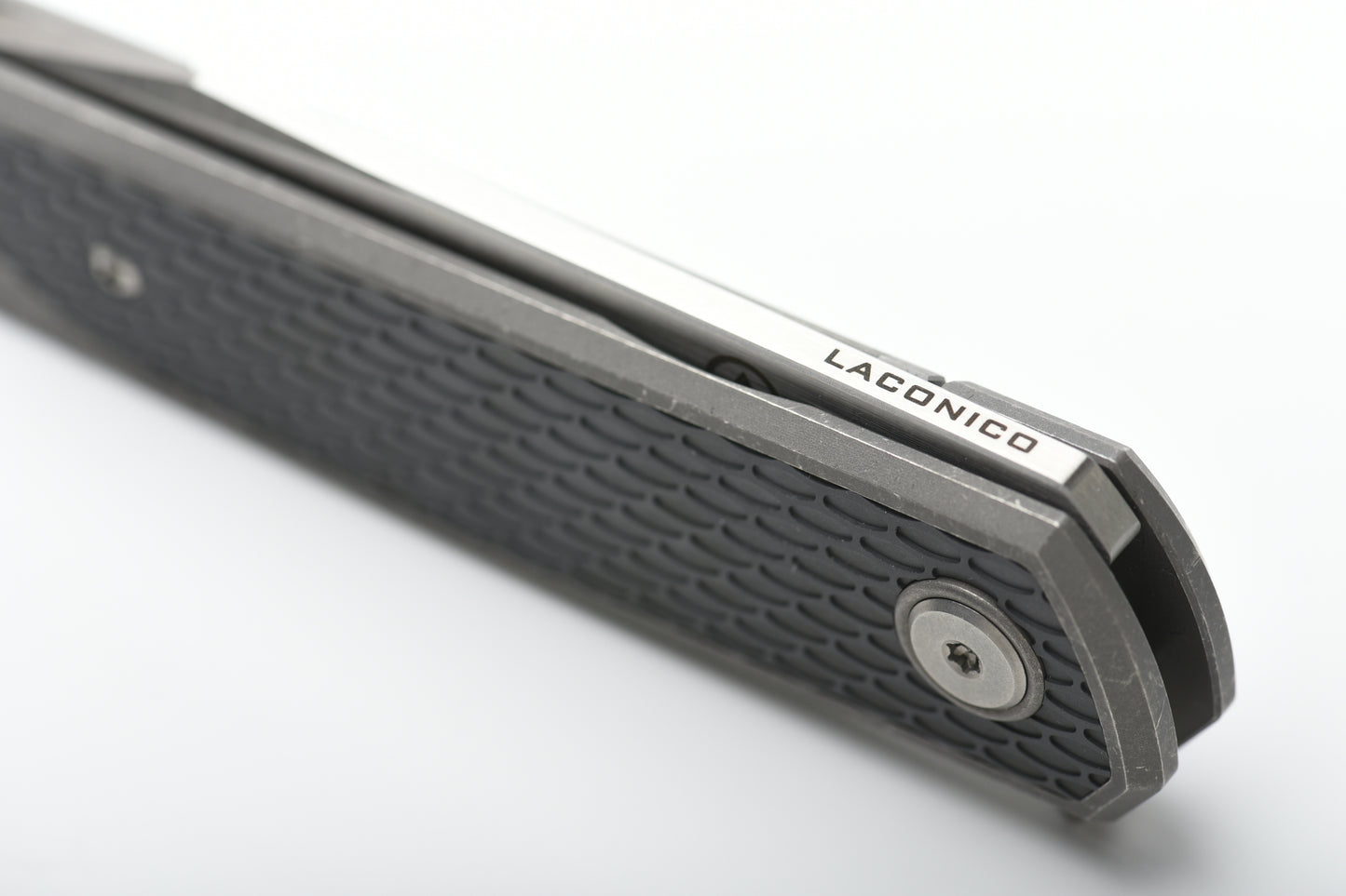 Zirc Inlay